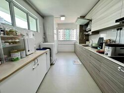 Blk 260 Jurong East Street 24 (Jurong East), HDB 5 Rooms #474394441